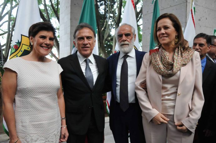 Miguel Angel Yunes Linares con la diputada María Elisa Manterola Sáinz, Margarita Zavala y Diego Fernandez de Cevallos/ FOTO: MIGUEL ANGEL CARMONA/FOTOVER