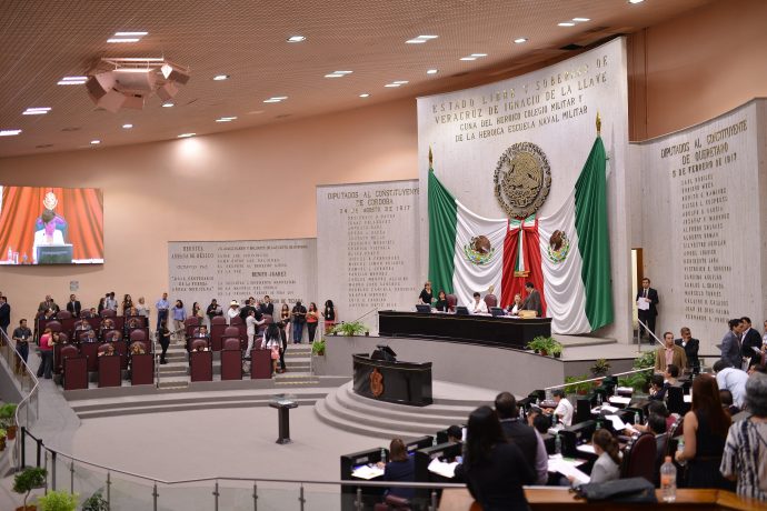 Presentan iniciativa en Veracruz para permitir a ciudadano matar en ‘legítima defensa’ Foto27-690x460