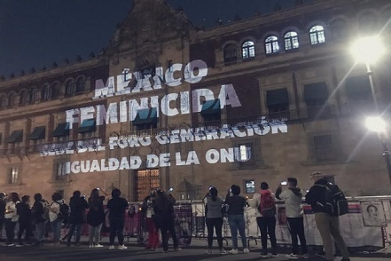 Madres De V Ctimas De Feminicidio Velaron Frente A Palacio Nacional