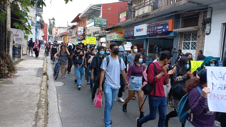 Rector De Uv Encubre Acosadores Sexuales Y Nos Calla Protestan En