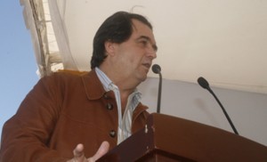Armando Hinojosa prestanombres o dueño de grupo HIGA
