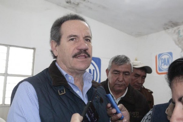 Juan Bueno Torio en gira de trabajo por el norte de Veracruz