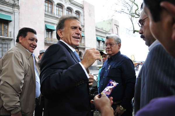 Miguel Angel Yunes candidato a diputado federal por la vía plurinominal del PAN/Fotover
