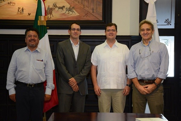 Ramón Poo Gil se reunió con empresarios colombianos a los que se les podría entregar manejo del agua en zona conurbada