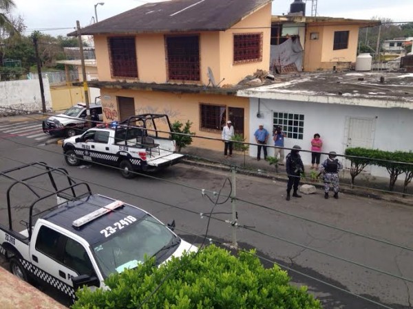 En esta casa de la colonia Pocitos y Rivera de Veracruz lo asesinaron/ Foto Cecilio Baltazar