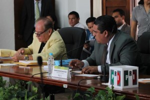 Los Consejeros se sirven con la cuchara grande