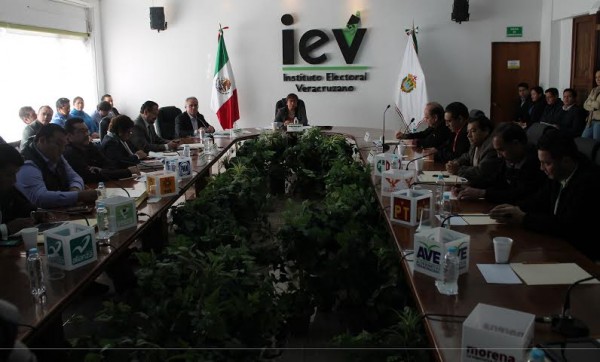 Se despacharon con "la cuchara grande" consejeros en IEV
