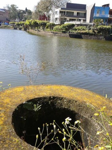 Funcionarios municipales y estatales indiferentes ante la contaminación de lagos/ Foto F. de Luna