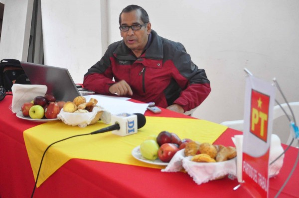 Carlos Mario Estrada Urbina/Fotover