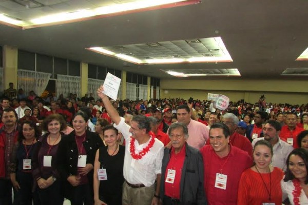 El PRI ya inició con sus acarreos masivos a los eventos de sus candidatos y las obras públicas nunca llegaron/ Foto Plumas Libres