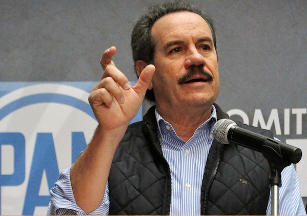 Juan Bueno Torio diputado federal por el PAN aspirante a la candidatura al gobierno de Veracruz