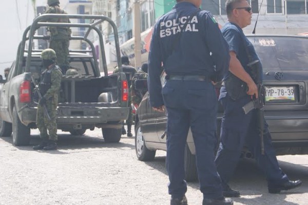 En el operativo en Cerro Azul/ Foto Plumas Libres