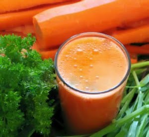 Jugo de zanahoria extraordinario para funcionamiento de los órganos internos