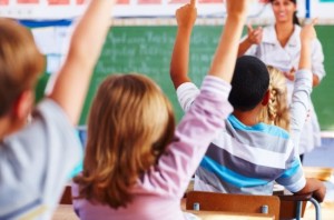 niños en clase