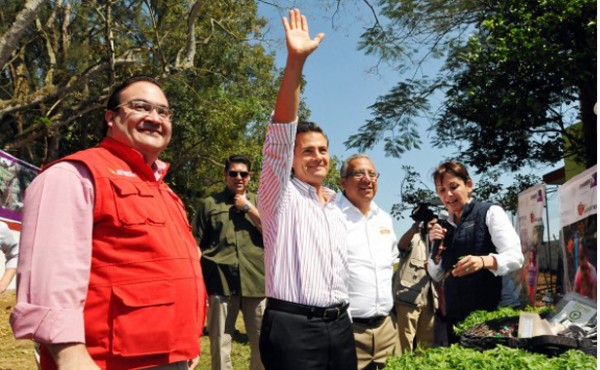 Enrique Peña Nieto agradeció la "acogida en Veracruz", aunque dijo que no era albur