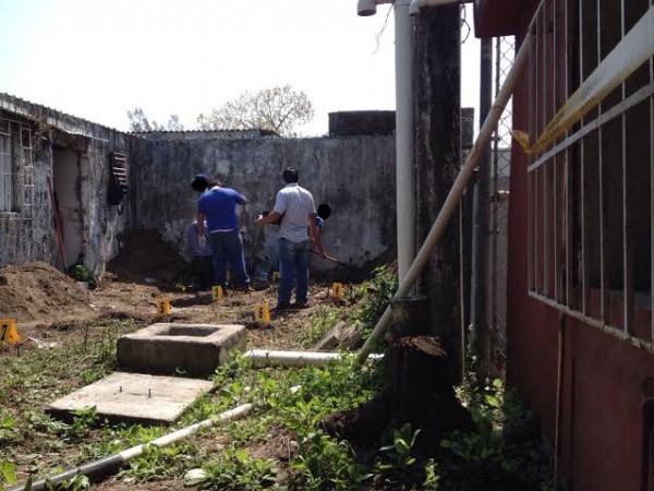 Hasta ayer, no habían encontrado rastros de cadáveres, pero lugar fue casa de seguridad del crimen/ foto Plumas Libres
