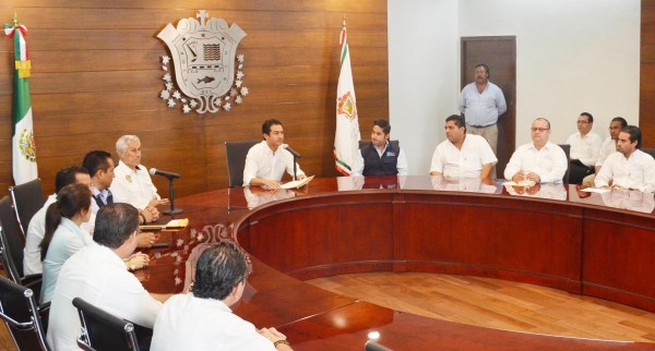 FOTO PRESENTACION OPERATIVO SEMANA SANTA