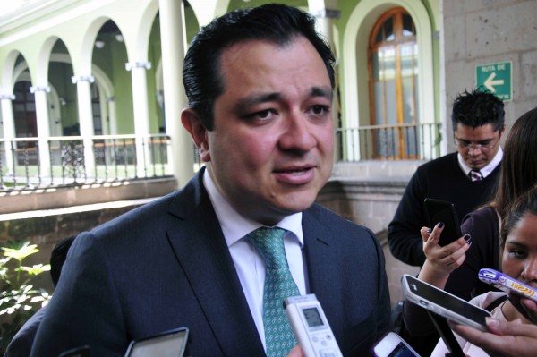 Américo Zúniga no ha comprobado 26 millones de pesos del Fondo Federal Metropolitano/Fotover