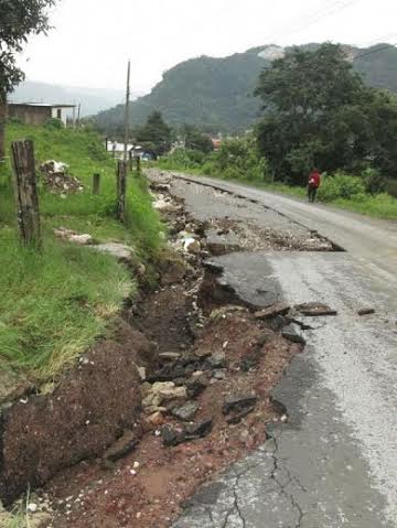 La SCT del gobierno federal y el gobierno de Veracruz no han cumplido con la protección de manantiales y bosques