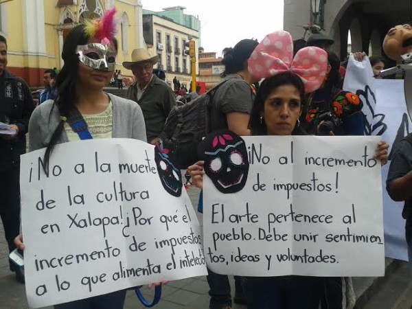 Américo Zúñiga alcalde de Xalapa se gasta en España los impuestos que ciudadanos pagan con esfuerzo/ F. de Luna