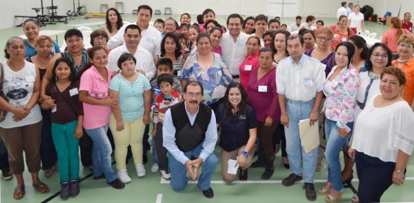 Apoyo y asesoría para padres que tienen un hijo con problemas de educación especial
