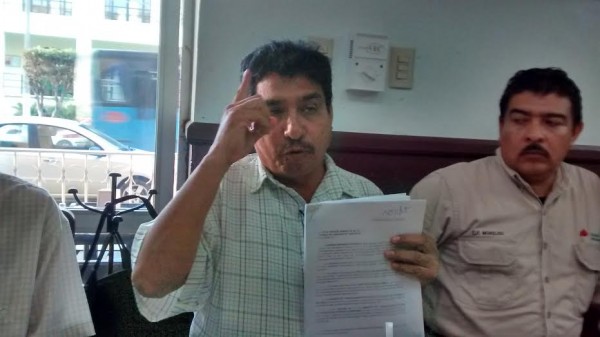 Obreros buscan defender la fuente de empleo que representa la planta industrial de Pajaritos ante su venta a Mexichem