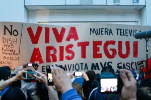 Miles protestaron en D.F por censura en contra de Carmen Aristegui