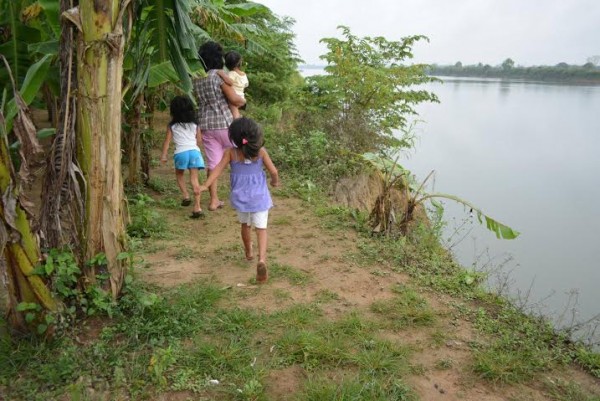 Yolanda Gutiérrez Carlin de Protección Civil estatal e Ivan Hilman Chapoy han ignorado a los afectados/ Fotos cortesía de Juan Barragan