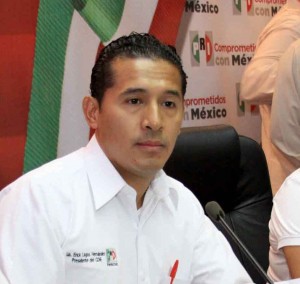 Erick Lagos usa programas sociales para llenar mitines y seguridad pública para protegerse