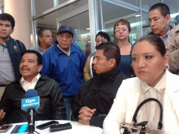 Aletas en conferencia de prensa hoy en un conocido restaurante de Xalapa/Fotover