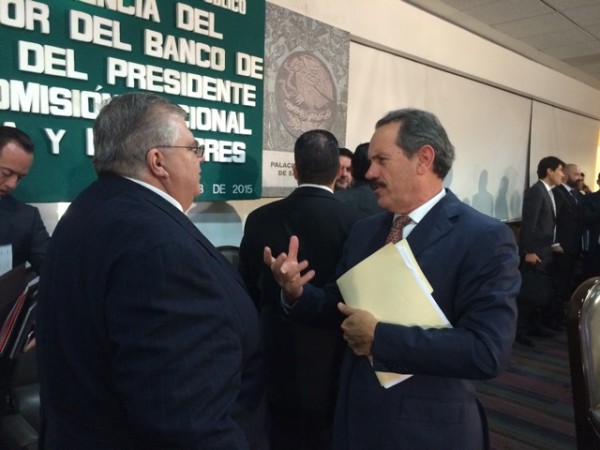 Juan Bueno Torio diputado federal aspirante a la candidatura del PAN al gobierno de Veracruz/ Plumas Libres