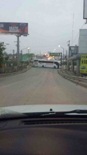 Bloqueos y balaceras se registran en Reynosa. Foto: Twitter