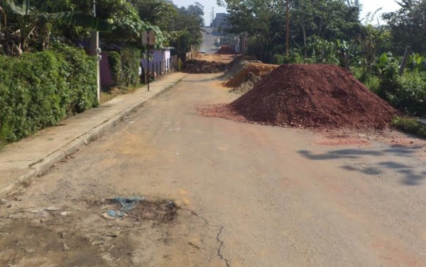La constructora Del Valle dejó 12 obras inconclusas porque ayuntamiento priísta no paga deudas/ F. Juan Antonio Valencia