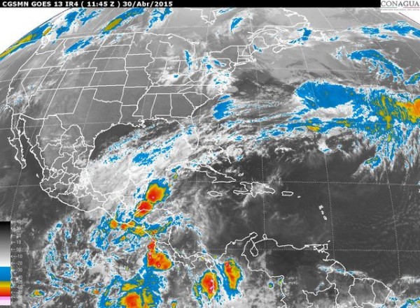 Potencial de lluvias fuertes a muy fuertes sobre regiones de montaña y sur de Veracruz.