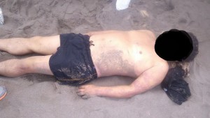 Este joven se ahogó en playas de Chachalacas/ foto Plumas Libres