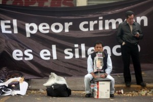 Delincuencia y funcionarios se ponen de acuerdo para acallar a periodistas