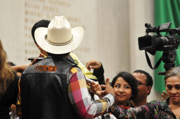 A los reporteros no se les permitió el ingreso al salón de sesiones/Foto:Archivo-Fotover