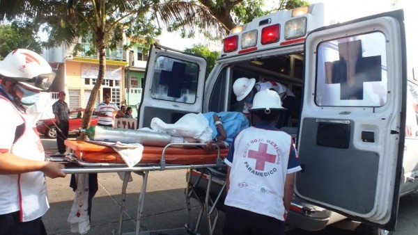 En la misma colonia otro muerto mientras los policias de Arturo Bermudez grababan spots televisivo/ Plumas Libres