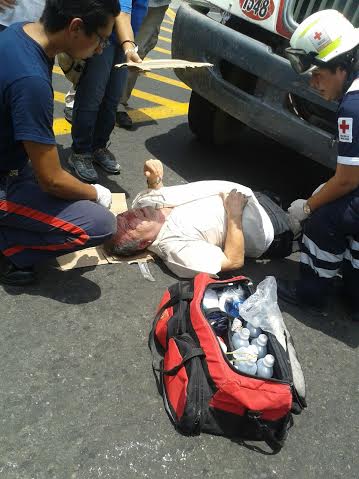 José Gerpe Viudo, de 68 años estuvo a punto de ser victimado por el conductor de un camión de la Pochota pues intentó rematarlo.