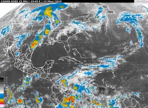  Potencial para lluvias y tormentas eléctricas vespertinas a nocturnas en regiones montañosas, así como el incremento de la temperatura a lo largo de la región de pronóstico.