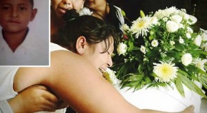 Christopher Raymundo fue asesinado por adolescentes vecinos que tras asesinarle, le desfiguraron el rostro para que nadie lo localizara