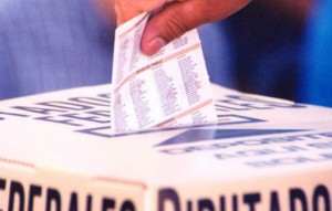 Salga a votar el próximo 7 de Junio, no por una despensa, una lámina o una tarjeta Monex. México necesita un cambio!.