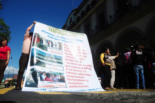 La manifestación se llevó a cabo cerca de las 11 de la mañana de este viernes/Fotover
