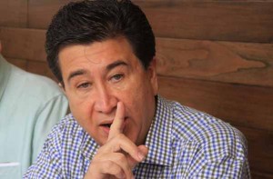 Héctor Yunes Landa gris y mediocre en su labor legislativa