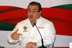 Javier Duarte no quiere que le hagan memes en las redes...