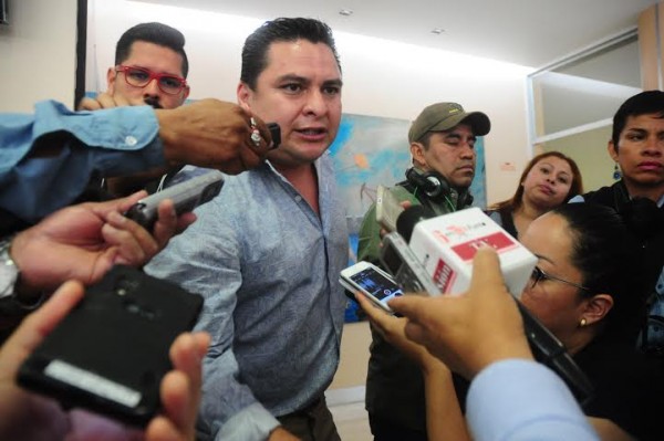Juan José Aunó Segura abogado defensor, lamenta que la denuncia contra el edil esté en el archivo por sus influencias/FOTOVER