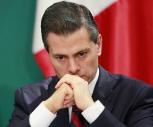 Ya le extirparon la tiroides, ahora la vesícula, qué mas falta para que acepten que está mal de salud