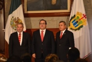 Javier Duarte de Ochoa pretende convertirse en juez y parte