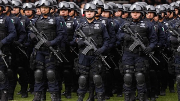 Felicidades a los policias federales en su día
