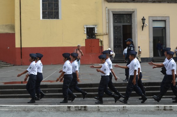 Una mañana de práctica a elementos de SSP para oficiales de Tránsito en el centro de Xalapa 